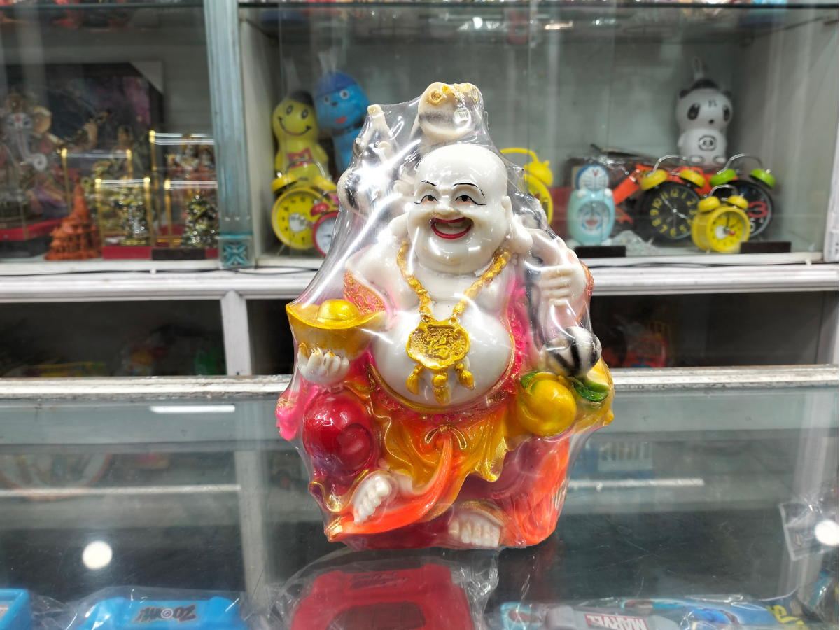 Laughing Buddha Statue for Home Vastu
